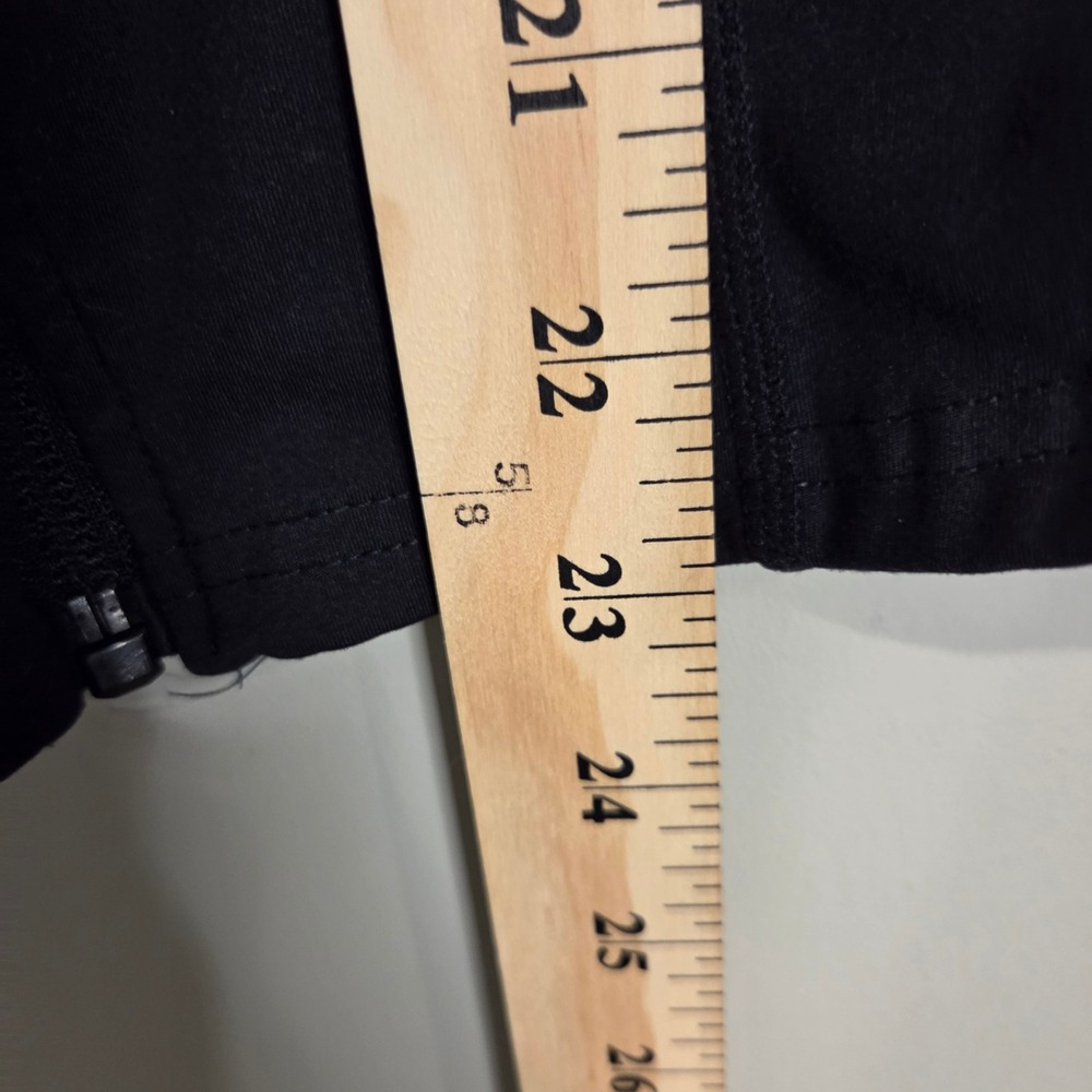 Fabletics Full Zip Athletic Jacket Womens Sm/M Black Yoga Running Thumbholes L - Picture 4 of 5